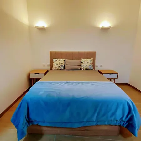 Casa Do Adro